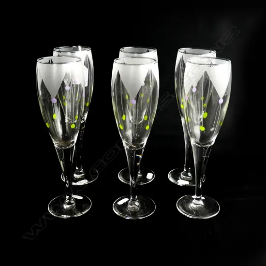 SET OF 6 FRENCH JG DURAND CHAMPAGNE FLUTES WITH DECO PATTERN H. 200mm   