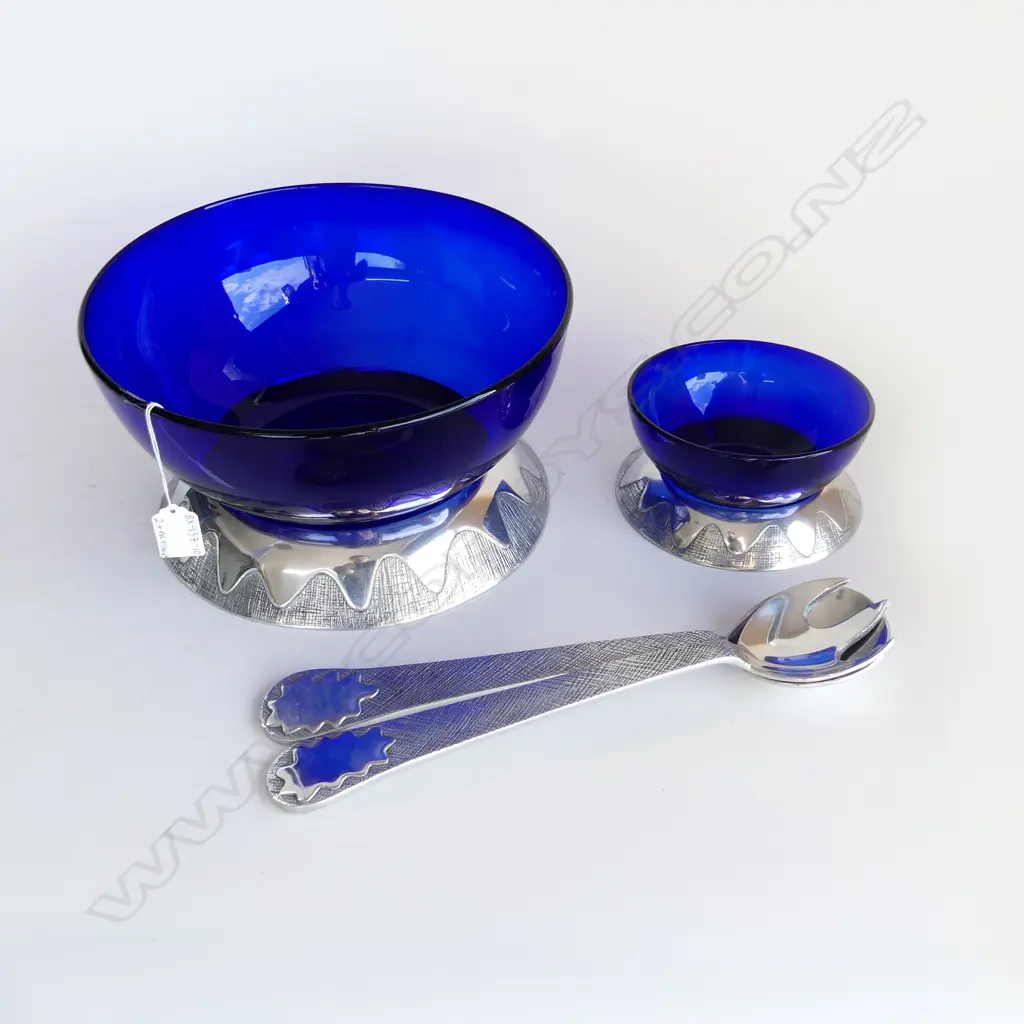 2 GRADUATED BLUE GLASS BOWLS (DIA 290, 155mm) EA WITH METAL STAND + PR MATCHING SALAD SERVERS Image 1++