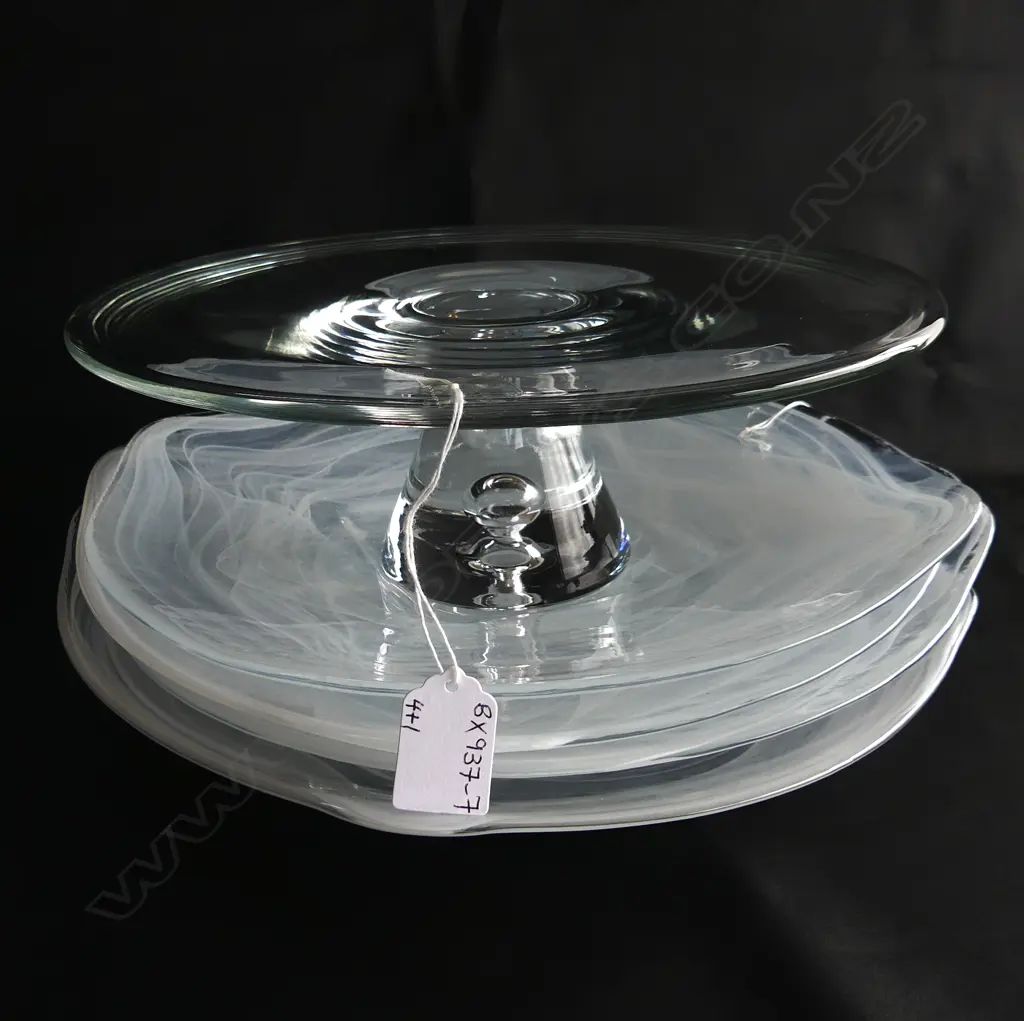 4 LG WHITE SWIRLED GLASS PLATTERS (D 320mm) & LG GLASS CAKE STAND, DIA 300mm)  Image 1++