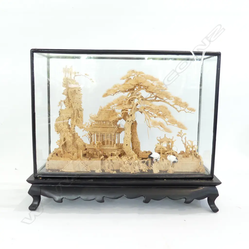 ORIENTAL CORK LANDSCAPE IN DISPLAY CASE W.300mm Image 1++