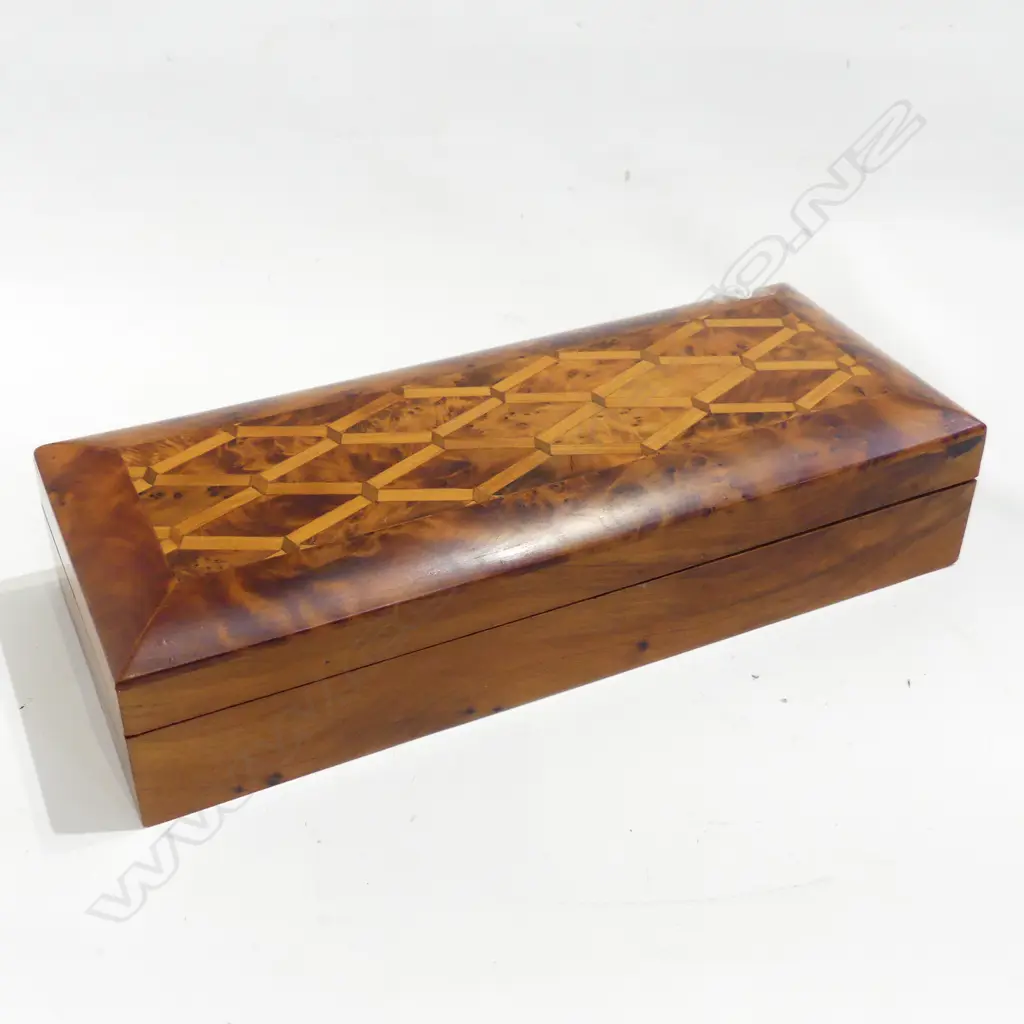 WOODEN BOX W INLAID TOP. L.300mm Image 1++