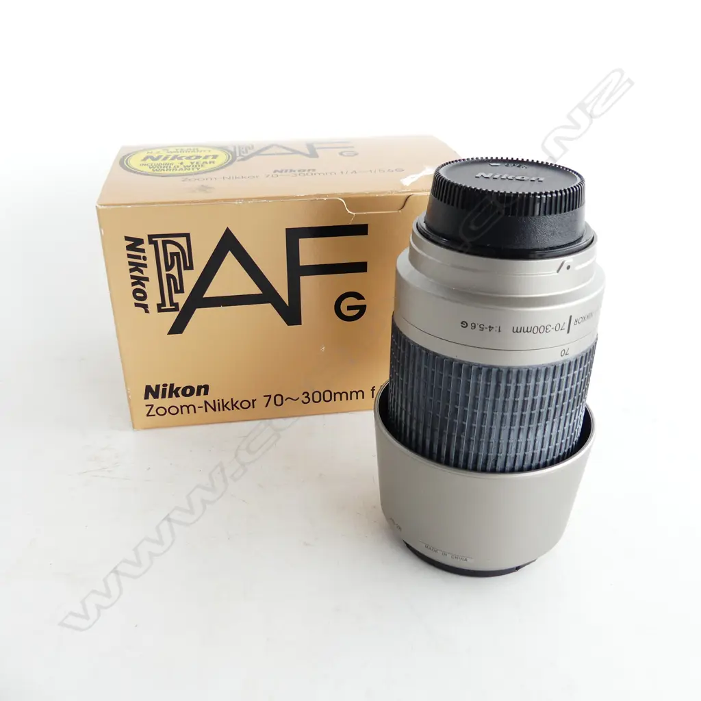 NIKON NIKKOR ZOOM CAMERA, IN BOX Image 1++