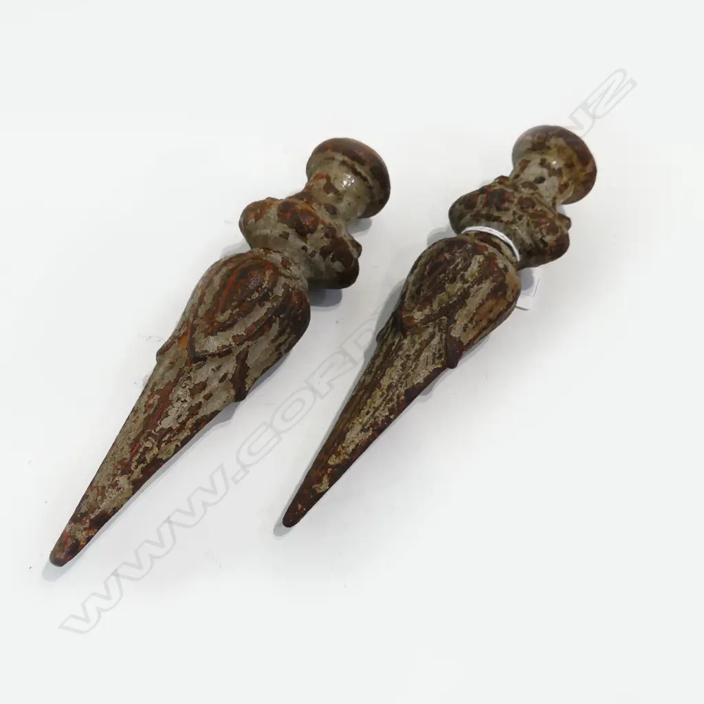 PR ANTIQUE CAST IRON FINIALS H.200mm Image 1++