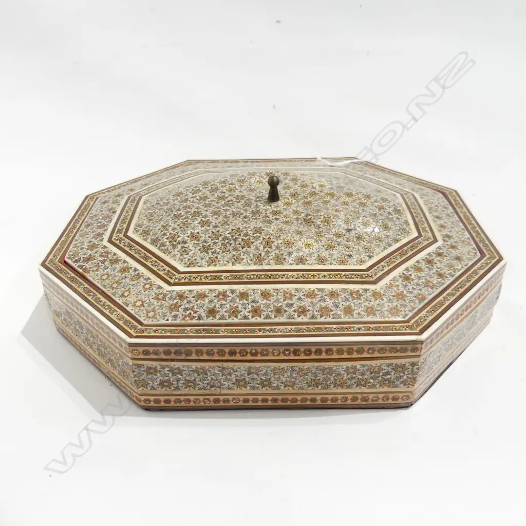 OCTAGONAL PERSIAN BOX W INLAID MOSAICS Image 1++