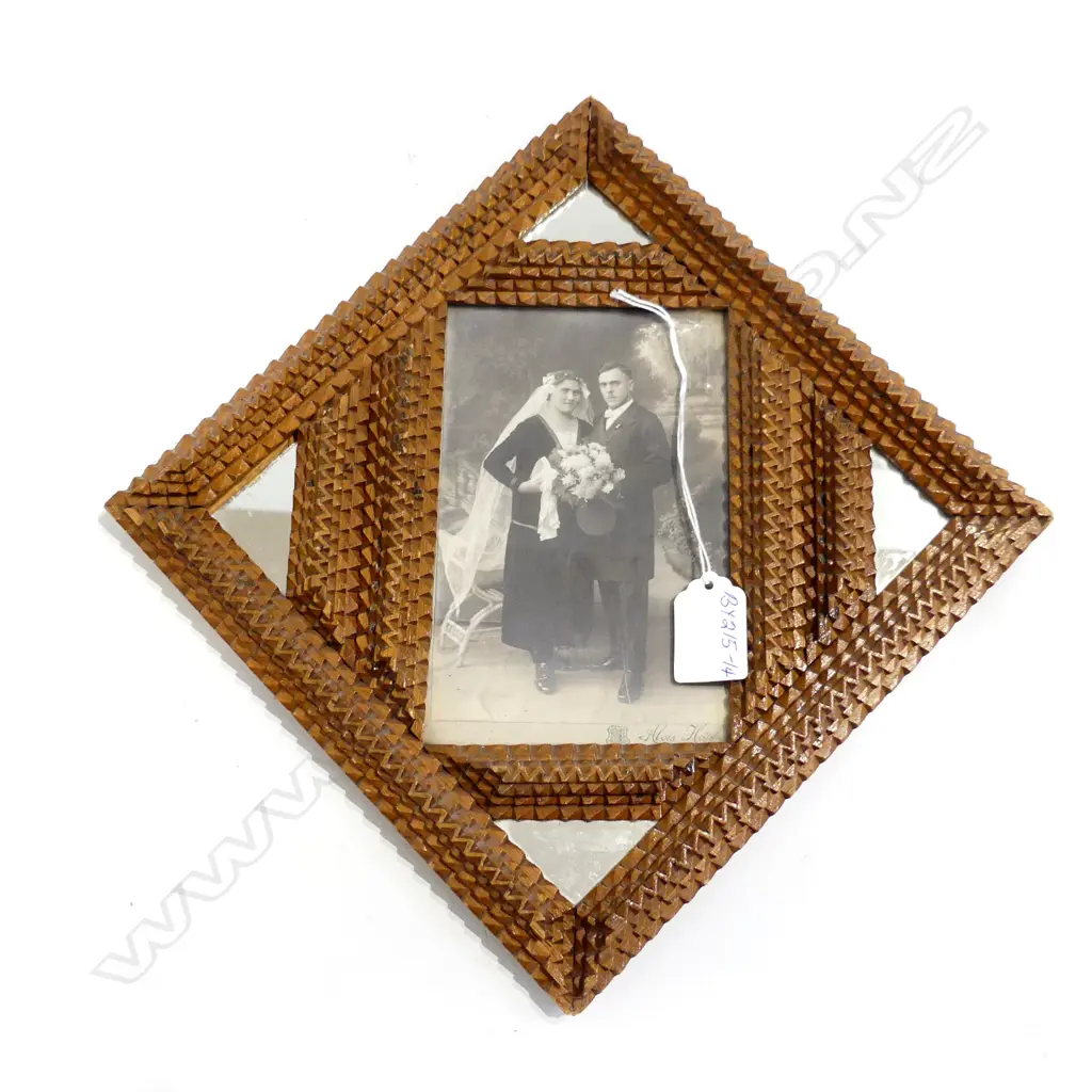 TRAMPWORK CARVED WOODEN FRAME W OLD B&W PHOTOGRAPH, 230 X230mm Image 1++