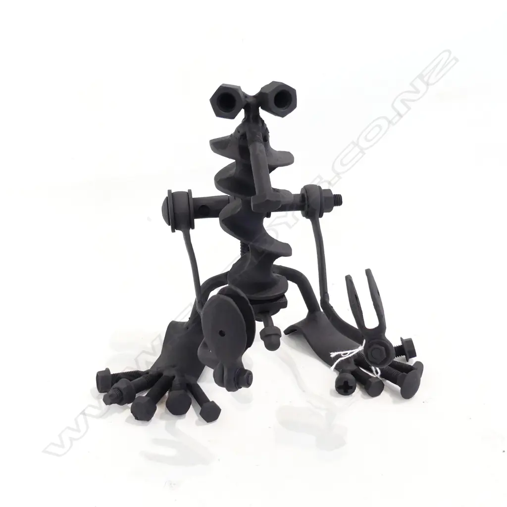 ANDREW HALL ASSEMBLAGE ART ROBOT H.220mm Image 1++