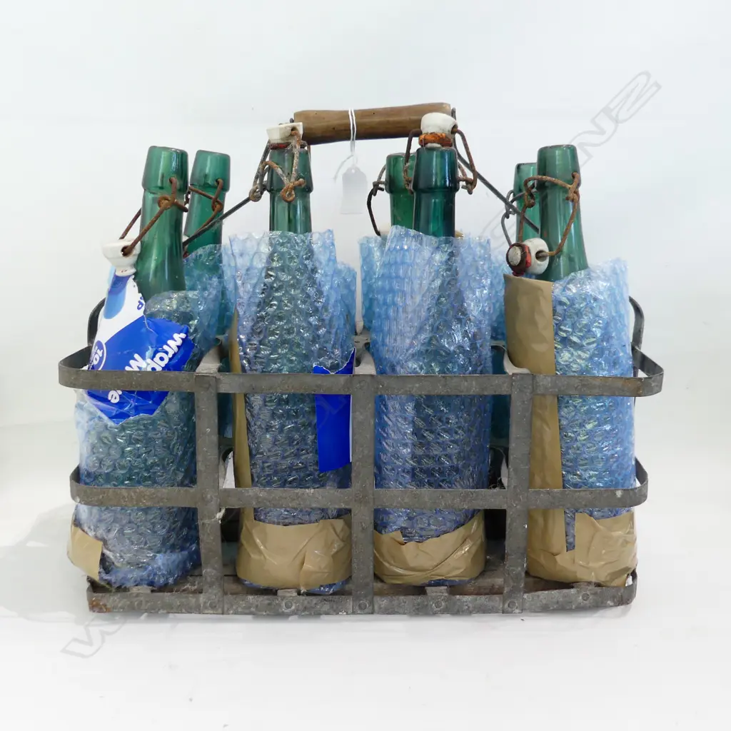 VINTAGE METAL CRATE w. 8 BOTTLES W.410mm Image 1++