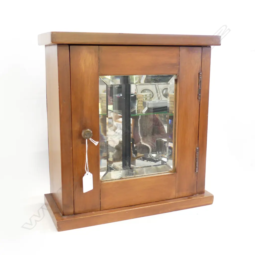 WOODEN CABINET w. MIRRORED DOOR 330x140x350mm Image 1++