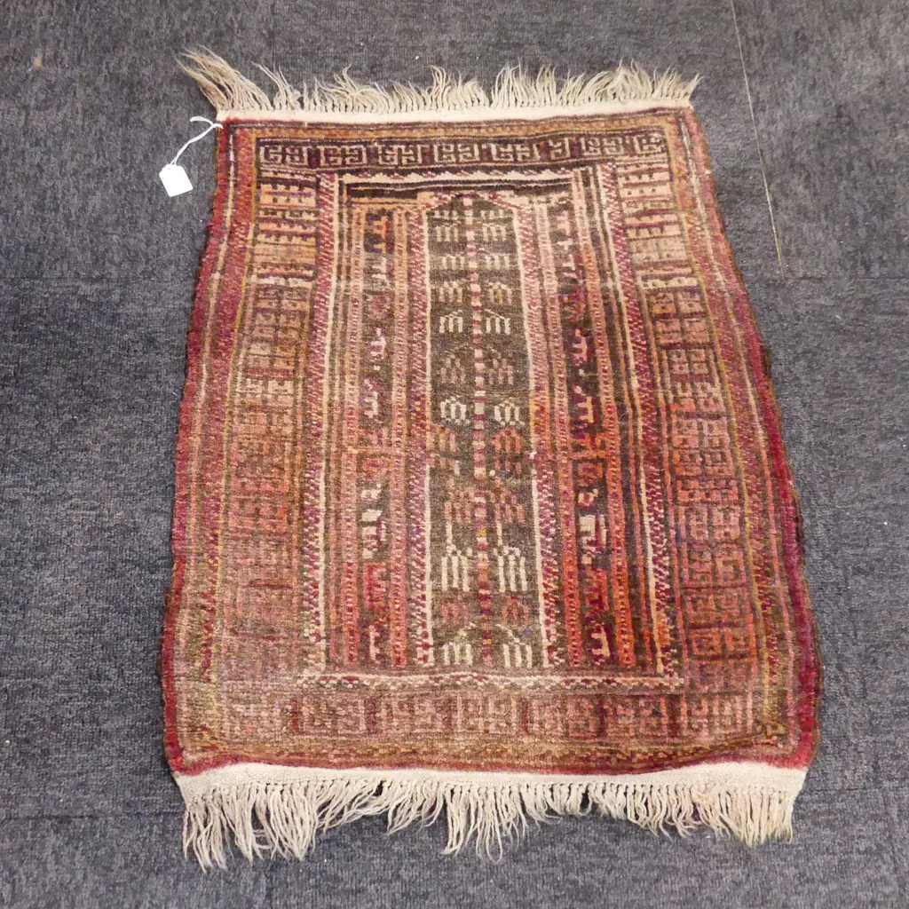 SMALL HAND KNOTTED ALL WOOL RUG 700x550mm Image 1++