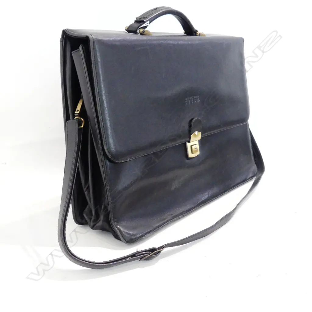 NZ MADE, 'WORKING STYLE' MENS LEATHER BRIEFCASE Image 1++