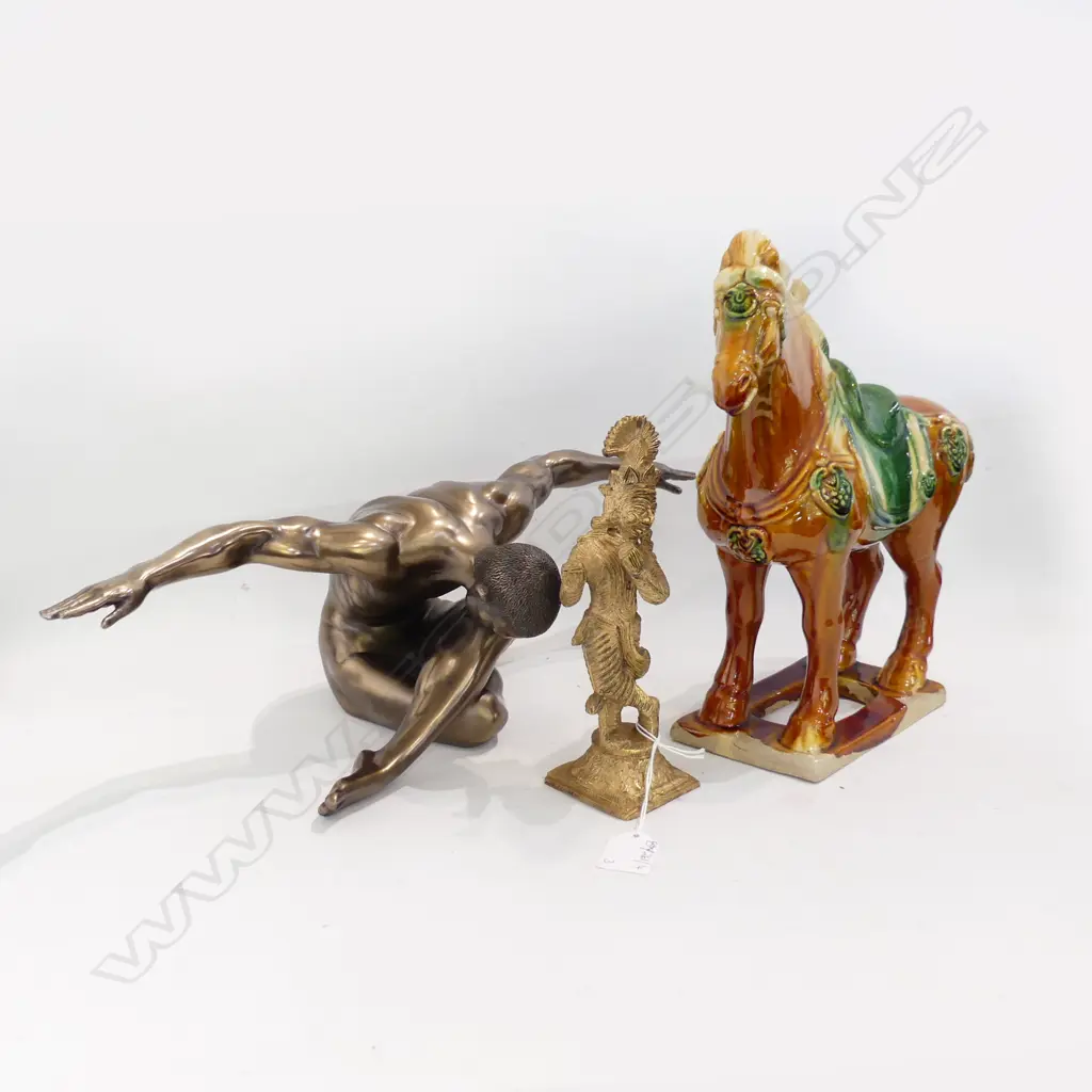 3 DECORATIVE PCES; SANCAI HORSE, ORIENTAL BRASS FIGURE, RESIN MAN W.440mm Image 1++