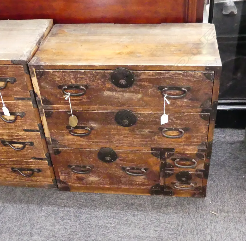 c1900 JAPANESE SMALL TANSU CHEST W KEY H.560mm Image 1++