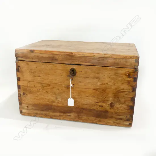 VINTAGE WOODEN BOX 505x330x310mm
