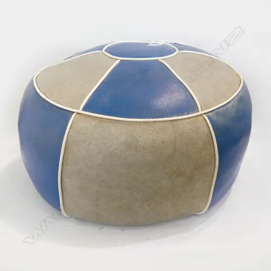 RETRO GREY & BLUE POOF DIA 460MM