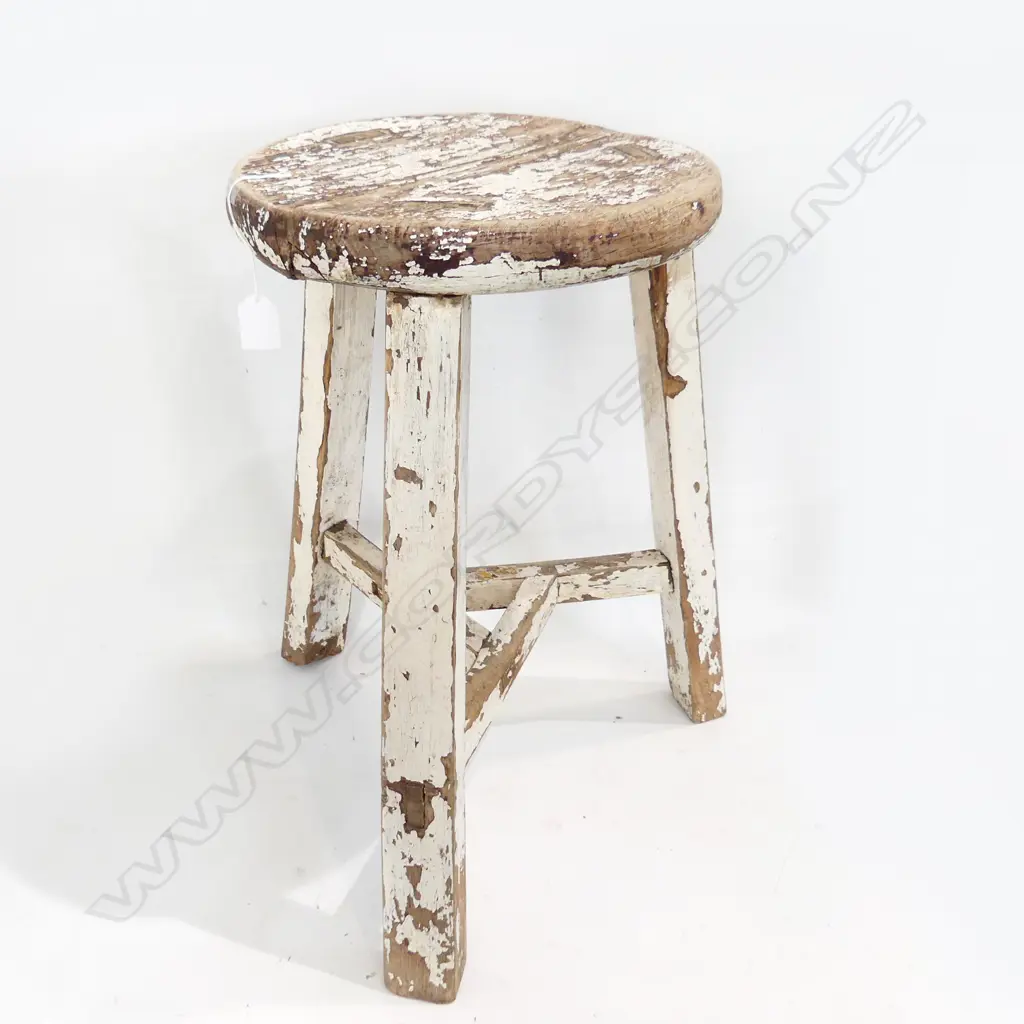 RUSTIC VINTAGE WHITE PAINTED STOOL H.530mm - TOP SPILT Image 1++