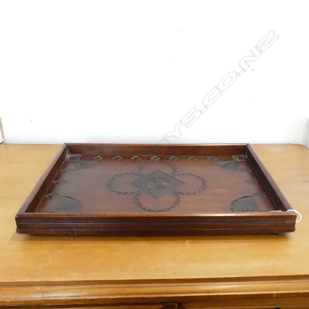 CHIP CARVED WOODEN TRAY 320x510mm Image 1++