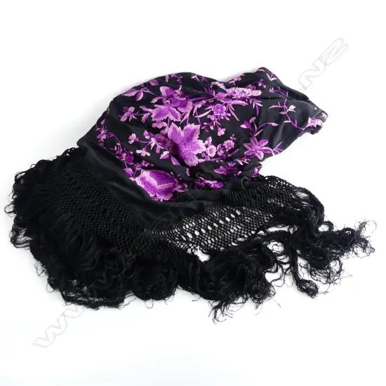 BLACK VINTAGE PIANO SHAWL w. PURPLE FLORAL EMBROIDERY