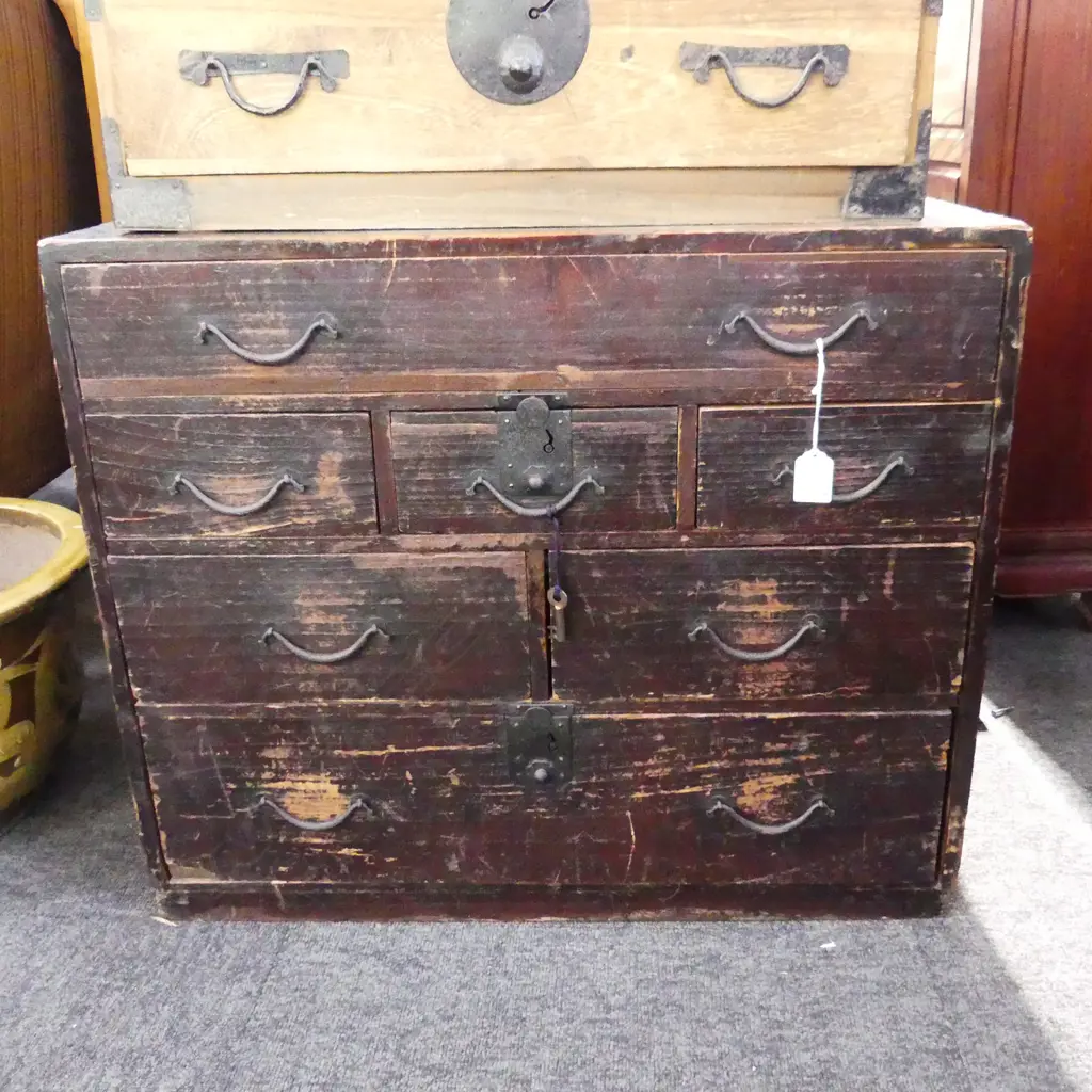 19thC JAPANESE CHEST 7 drawer w key H.540mm W.640mm. Image 1++