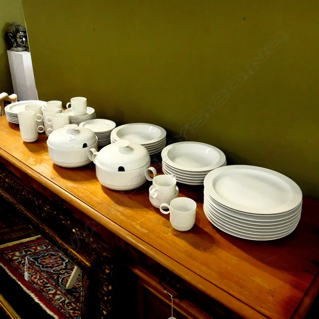 WHITE ROSENTHAL PART DINNER SERVICE Image 1++