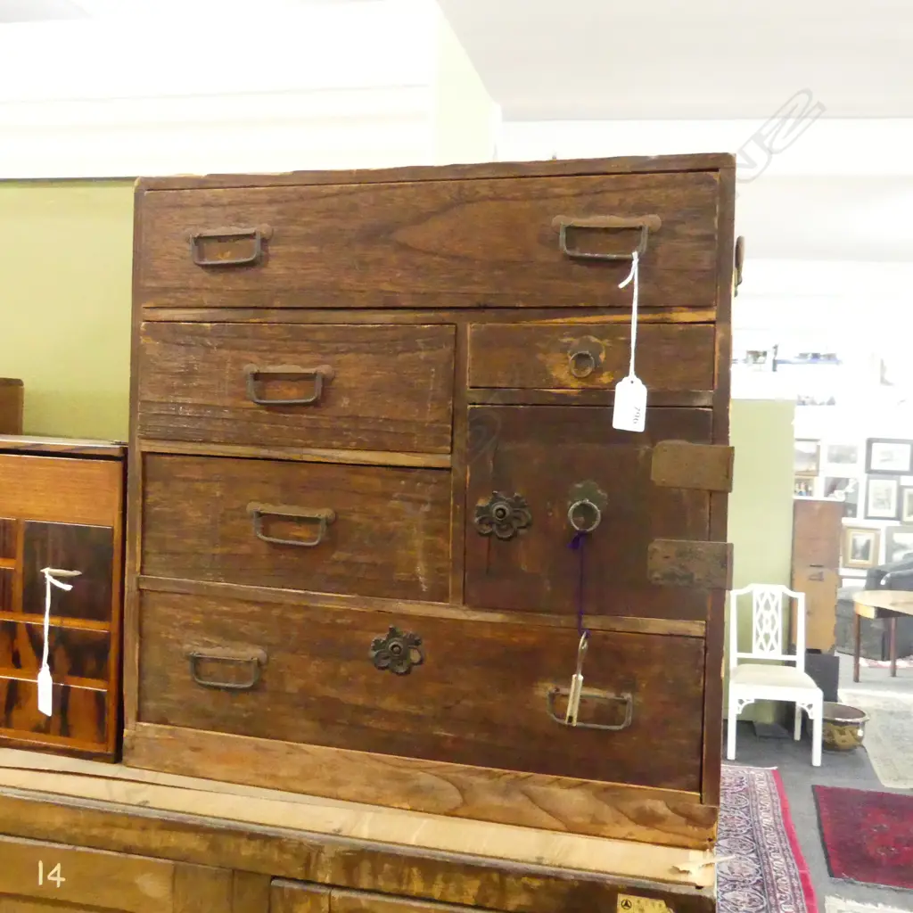 JAPANESE SMALL TANSU CHEST 7 drawer 1 door H.470mm old & rustic Image 1++