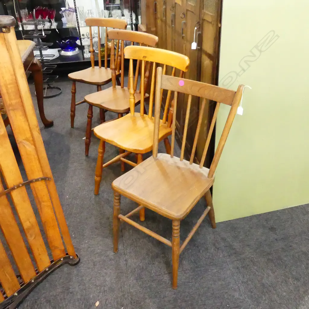 4 WOODEN SPINDLE CHAIRS Image 1++