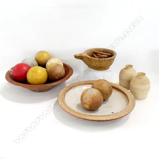 2 LG POTTERY BOWLS (1 A LID)  320mm dia, 8 BALLS, 2 LIDDED POTS, POTPOURRI