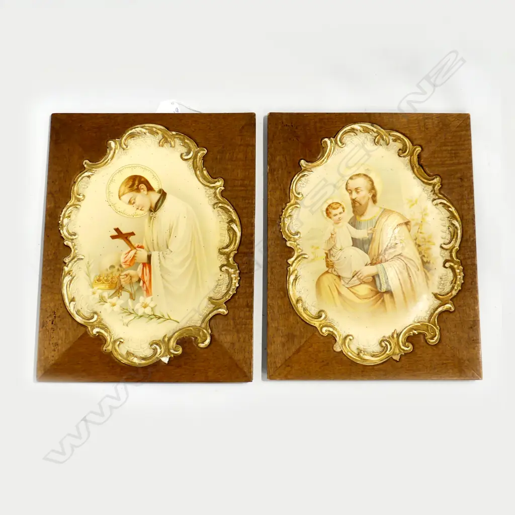 2 DEVOTIONAL PLAQUES, BAKERLITE & WOOD Image 1++