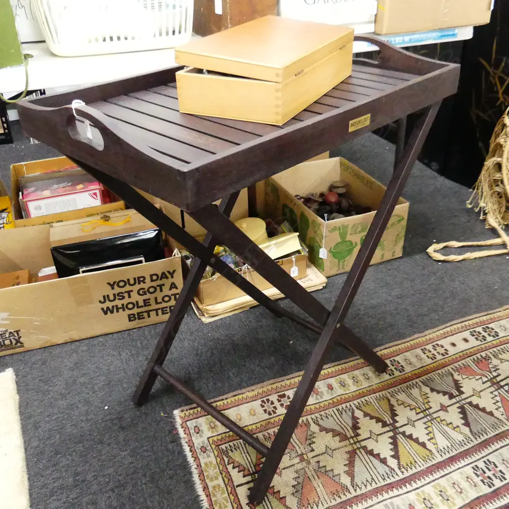 FOLDING BUTLERS SLATTED TRAY TABLE BY 'INDOORS OUT' 675x440x785mm Image 1++