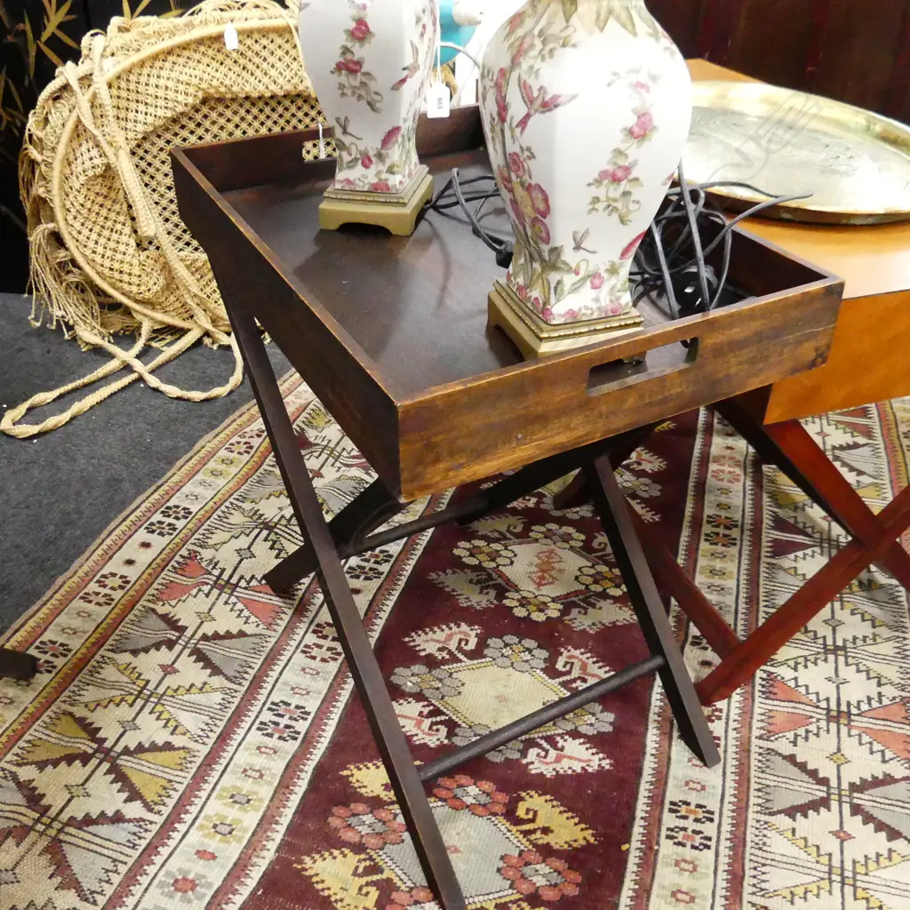 FOLDING BUTLERS TRAY TABLE 600x400x635mm Image 1++