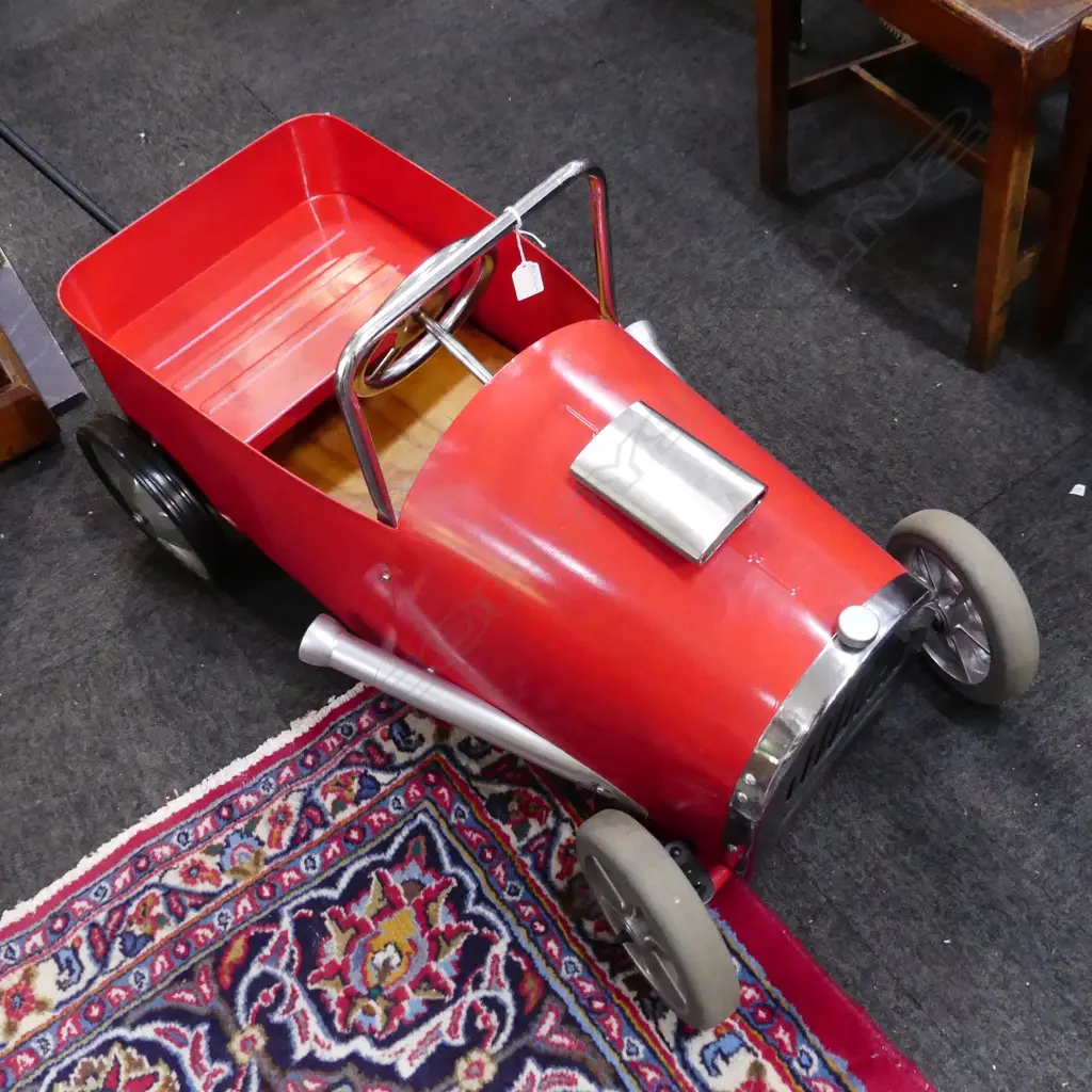 VINTAGE STYLE RED PUSH CAR L.980mm Image 1++