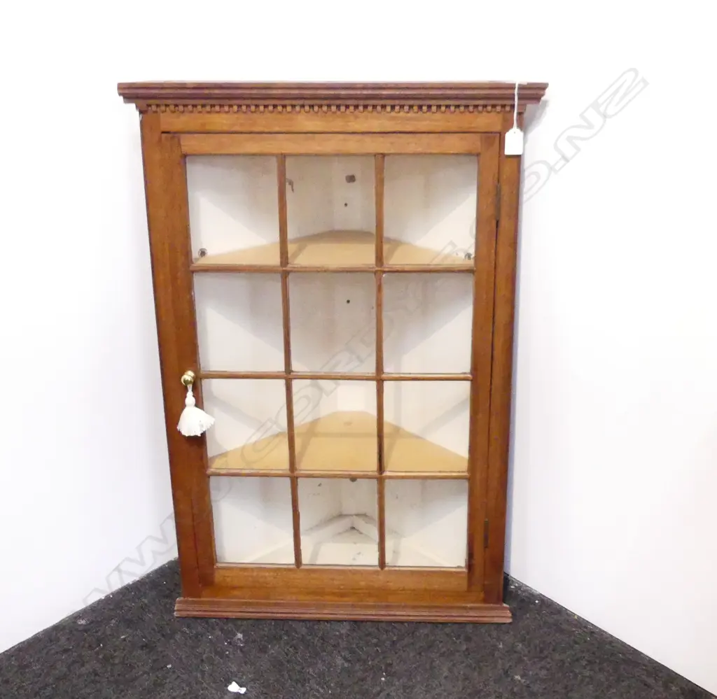 VINTAGE OAK GLASS FRONTED HANGING CORNER CABINET H860MM D300MM Image 1++
