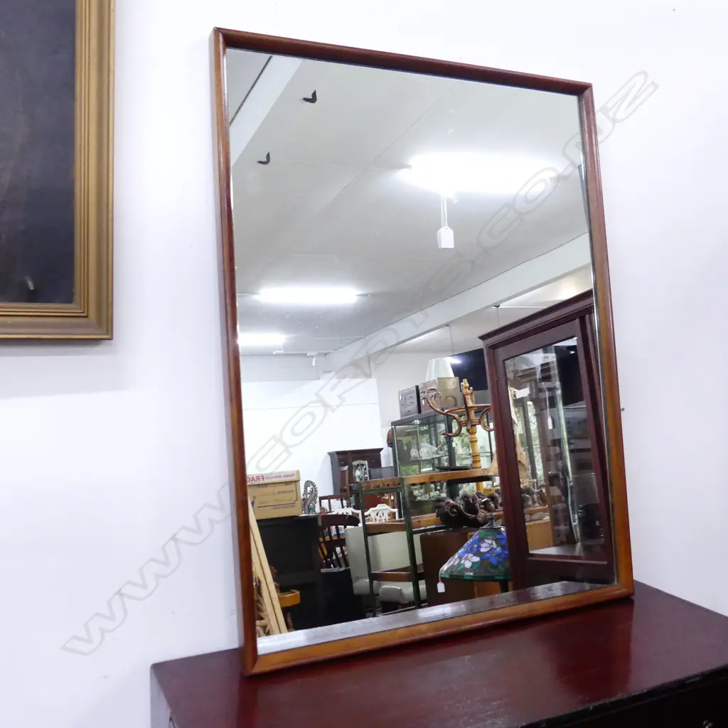 MAHOGANY FRAMED MIRROR 945x720mm Image 1++