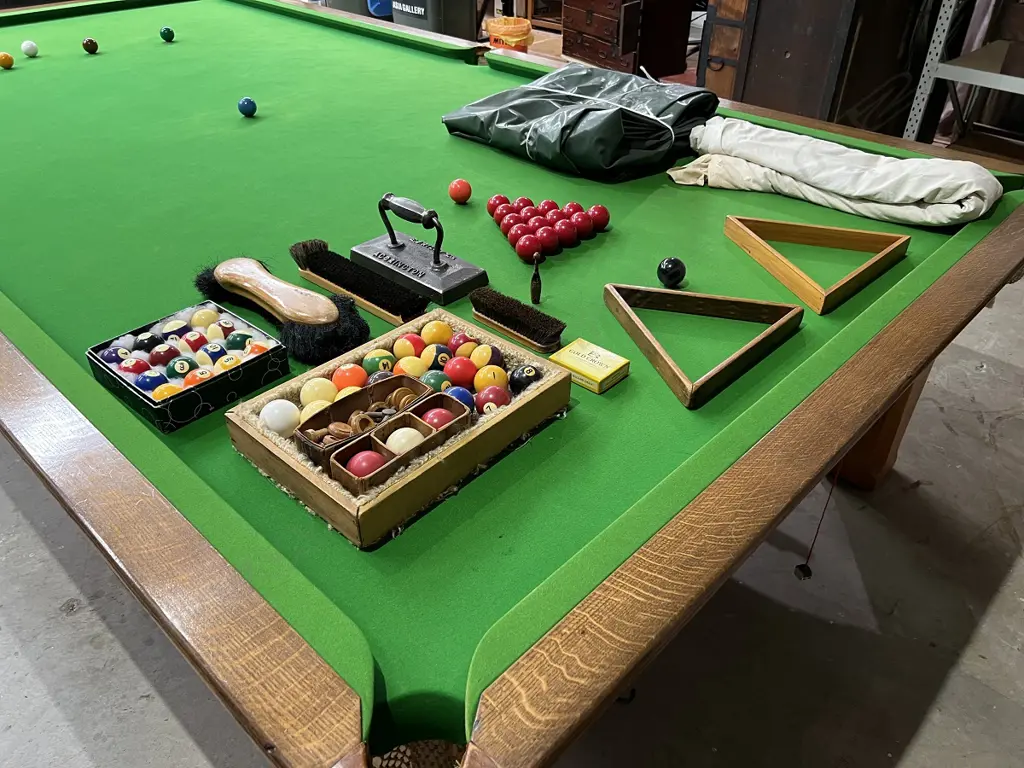 A FULL SIZED 100 YEAR-OLD SOLID OAK RILEY SNOOKER TABLE IN VERY GOOD CONDITION.... Image 1++