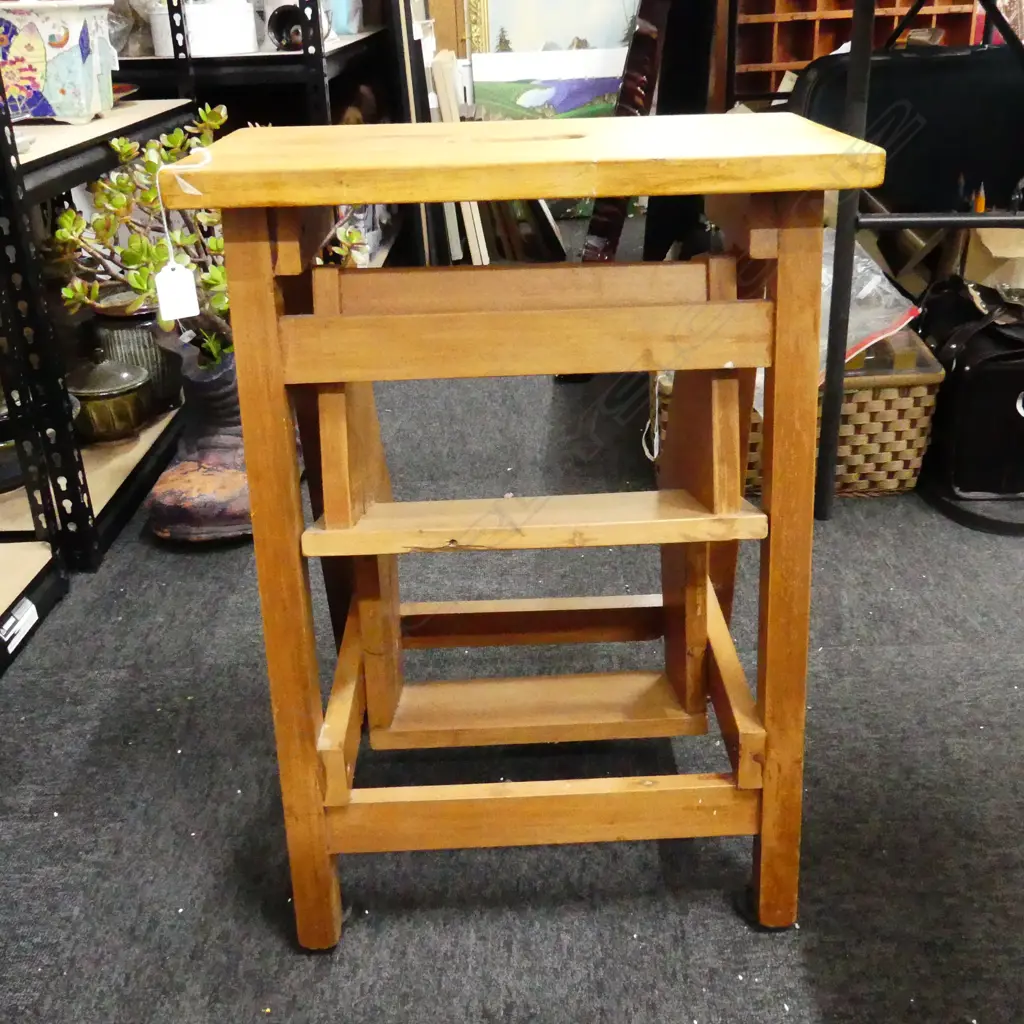 WOODEN STOOL H.600mm Image 1++