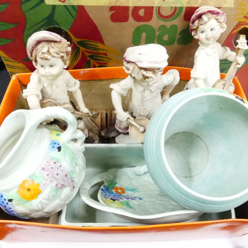 BOX LOT 4 PCES CARLTON WARE, 3 RESIN FIGURES Image 1++