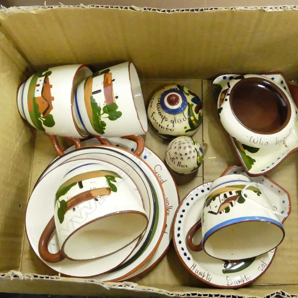 16 PCS TORQUAY WARE. 6 SML PLATES, 4 TEACUPS, 4 SML DISHES, PEPPER & POTTLE Image 1++