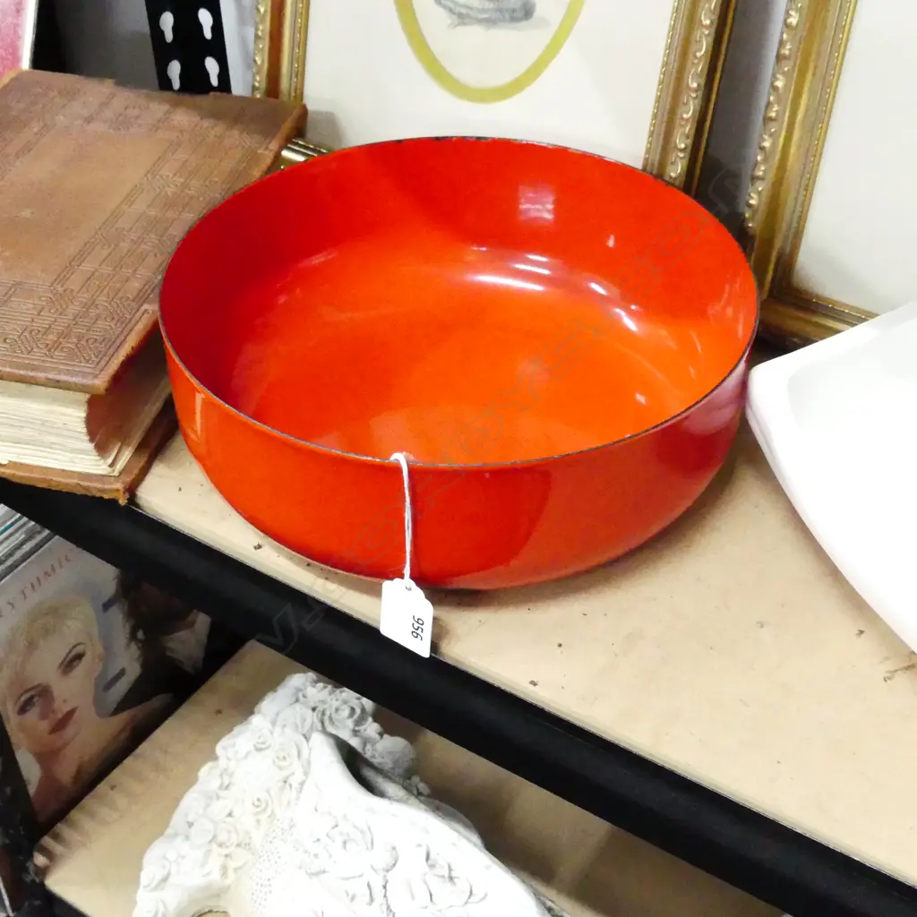 LG RED ENAMEL BOWL BY KAJ FRANCK FOR ARABIA, DIA 260mm Few spots of wear to colour Image 1++