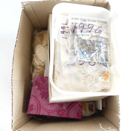 	LGE COLLECTION OF MAINLY NZ LOOSE STAMPS sorted into packets