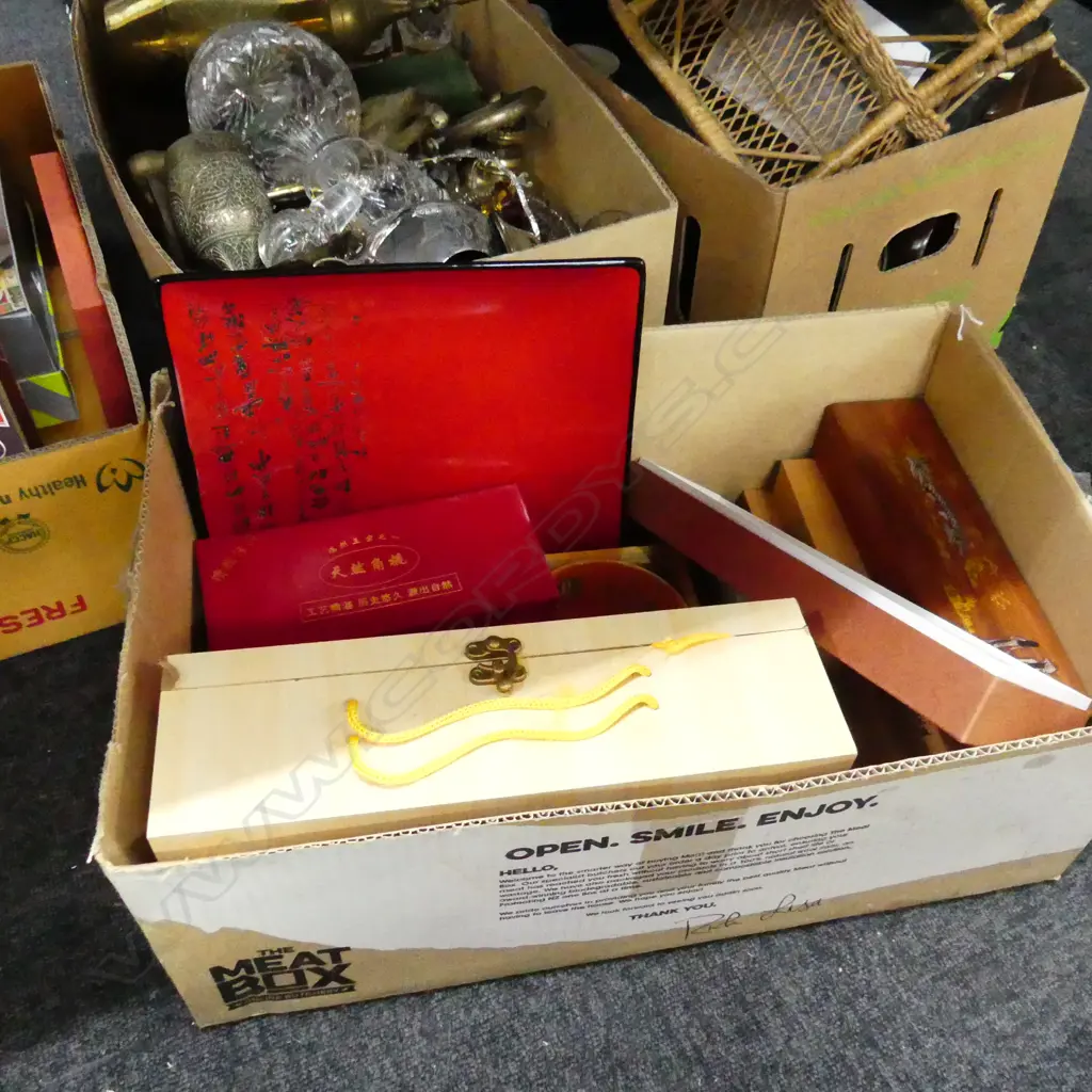 BOX LOT ASST. ORIENTAL BOXED ITEMS, ETC Image 1++