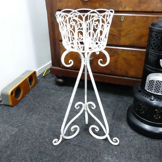 VINTAGE WHITE IRON PLANT STAND
