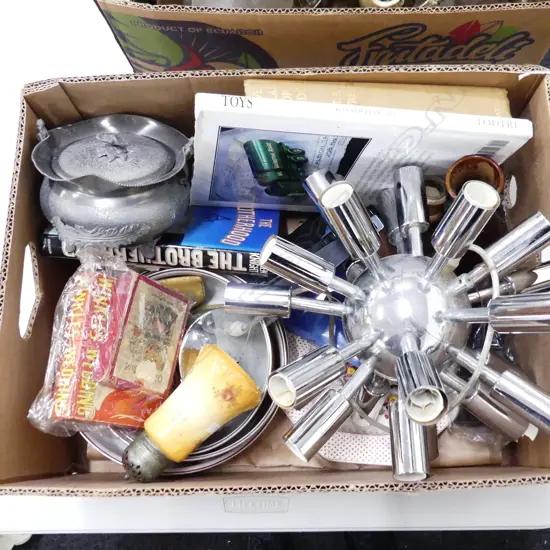 BOX LOT STAR LIGHT FITTING, BOOKS, ANTIQUE GAMES ETC