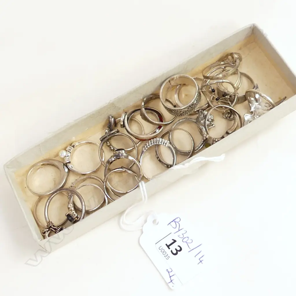 24 SMALL RINGS SOME STG Image 1++