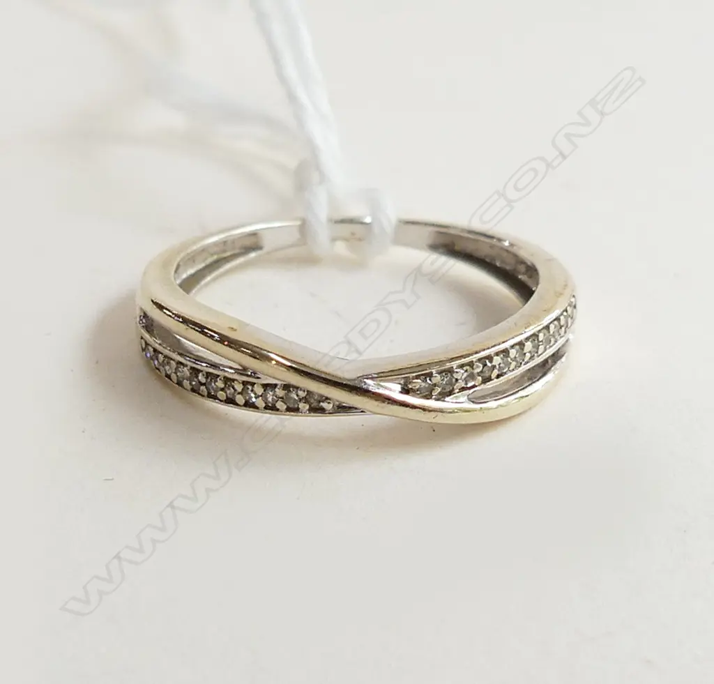 9CT WHITE GOLD DIAMOND CROSS OVER RING 1.5 GRAMS w. 2023 VALUATION Image 1++