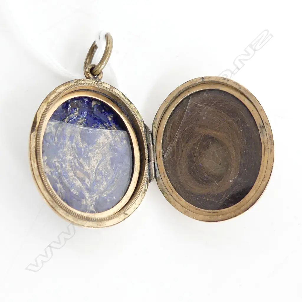 GOLD? MOURNING LOCKET, 4.8gm some faults Image 1++