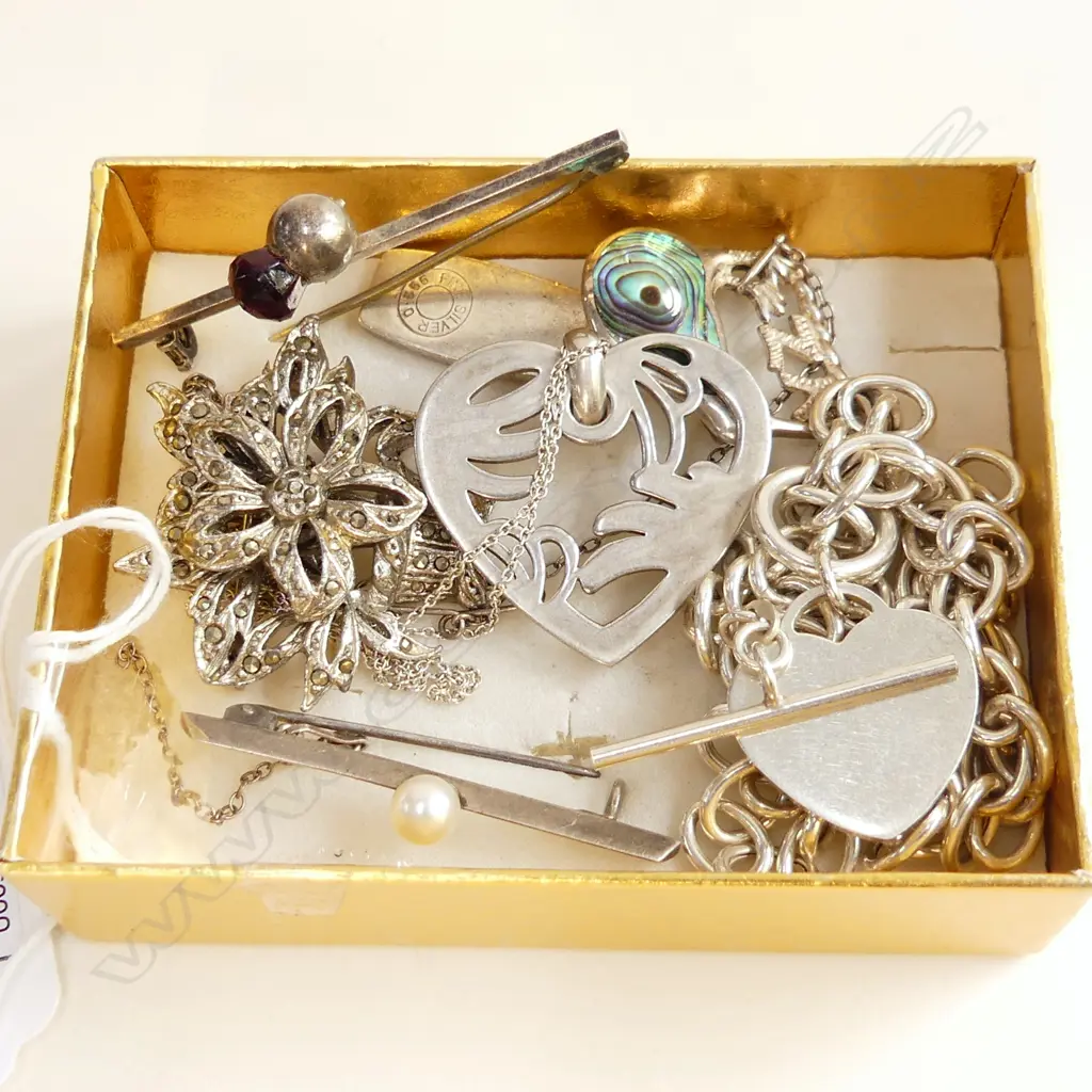 ASST. STG JEWELLERY 46 GRAMS  + FLORAL BROOCH  Image 1++