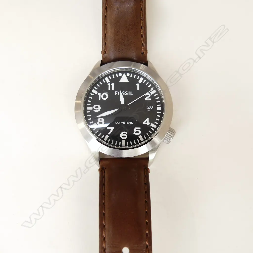 MENS FOSSIL WATCH - WORKING Image 1++