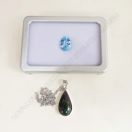 2 GEMSTONES; OPAL & TOPAZ w. AIG REPORTS