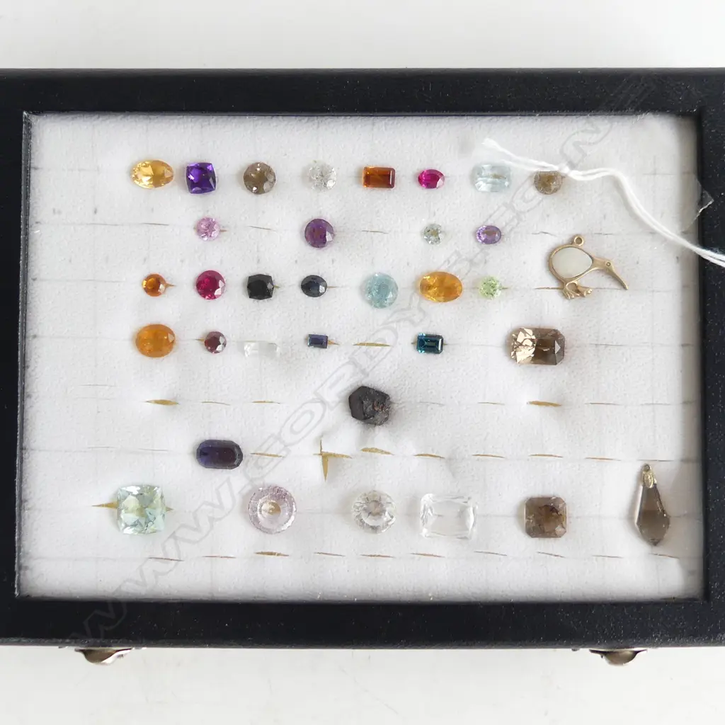 SMALL TRAY FACEITED GEMSTONES Image 1++