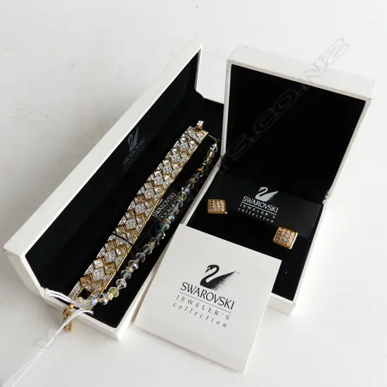 3 PCES SWAROVSKI JEWELLERY; 2 BRACELETS, PR EARRINGS