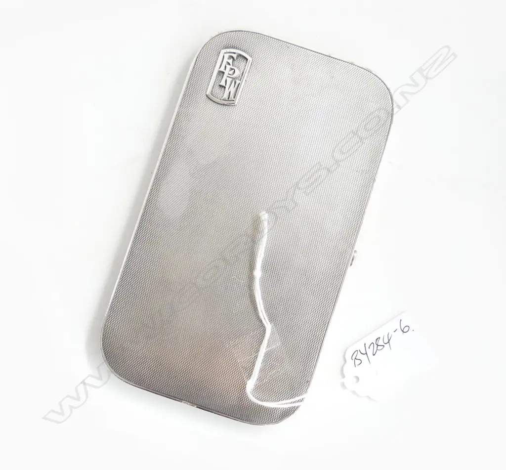 London.1929 LARGE THIN SILVER CIGARETTE CASE 189gms finely machine engraved Image 1++